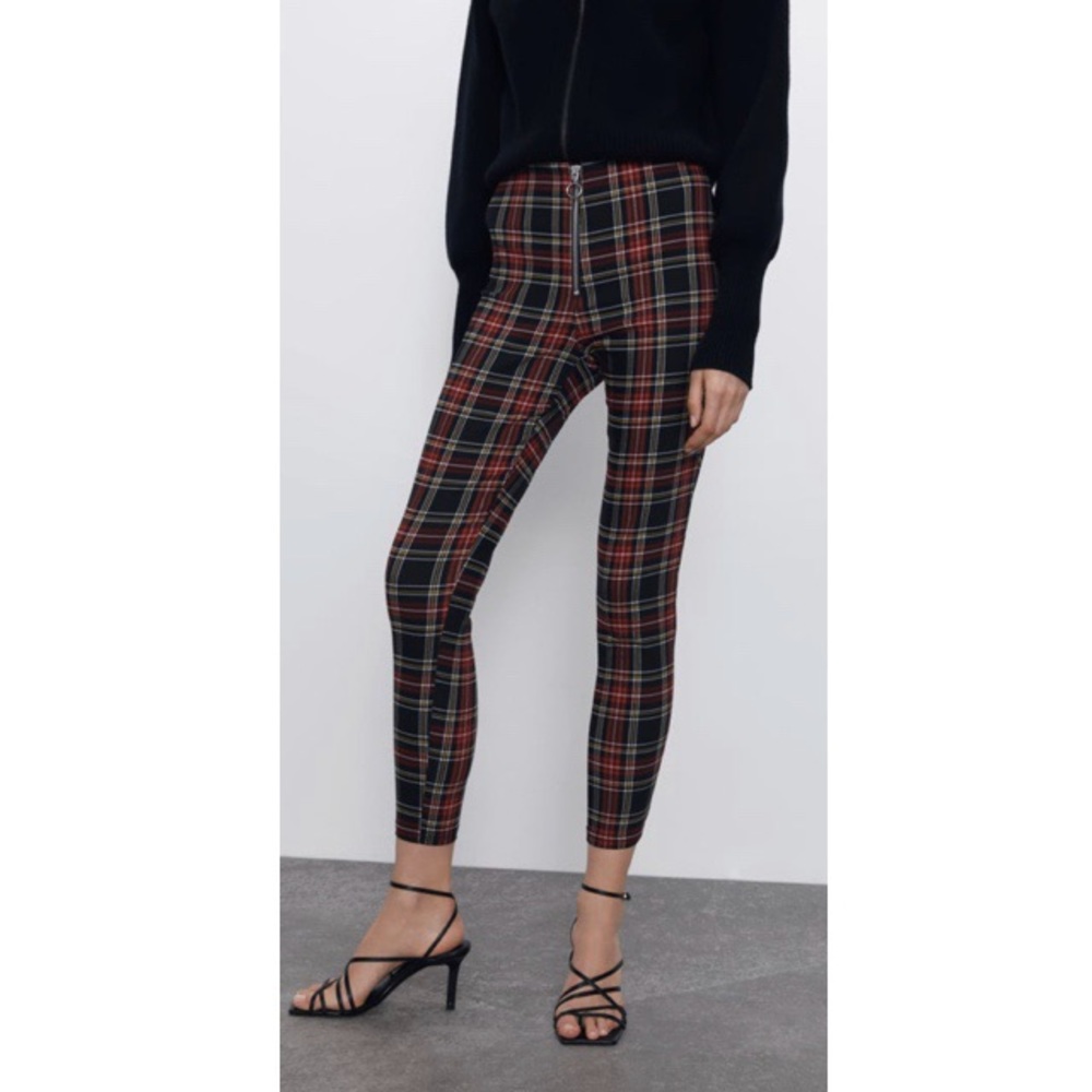NWOT Zara Checkered Leggings